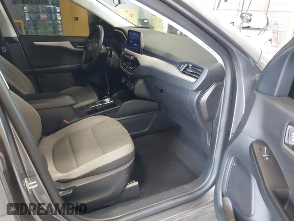 2022 Ford Escape SE with VIN 1FMCU9G61NUB81492, listed as a IAAI auction lot 42556376 with 78,363 mi miles and . Bid and sale history available at DreamBid. Image 5.