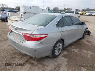 2017 Toyota Camry XLE with VIN 4T1BF1FK3HU688372, listed as a IAAI auction lot 41607367 with 105,224 mi miles and . Bid and sale history available at carsss.com. Image 4.