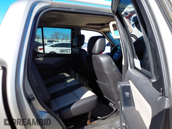 2008 Ford Explorer Sport Trac Limited with VIN 1FMEU53818UA98920, listed as a IAAI auction lot 41369138 with 95,000 mi miles and . Bid and sale history available at DreamBid. Image 8.
