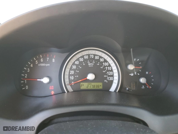 2008 Hyundai Entourage GLS with VIN KNDMC233386052970, listed as a Copart auction lot 79975424 with 217,836 mi miles and Salvage Title. Bid and sale history available at carsss.com. Image 9.