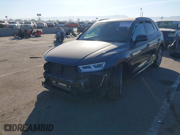2019 Audi Q5 Premium Plus with VIN WA1BNAFYXK2035899, listed as a IAAI auction lot 41086068 with 26,529 mi miles. Bid and sale history available at carsss.com. Image 6.