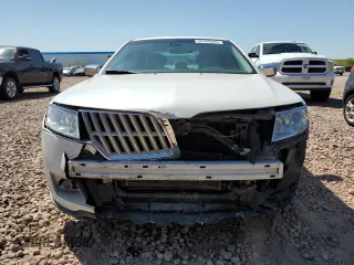 2012 Lincoln MKZ Hybrid with VIN 3LNDL2L30CR820914, listed as a Copart auction lot 52458625 with 127,905 mi miles and Salvage Title. Bid and sale history available at DreamBid. Image 5.