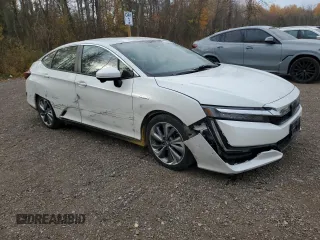 2018 Honda Clarity Plug-In Hybrid with VIN JHMZC5F12JC800082, listed as a Copart auction lot 76890794 with 211,051 mi miles and Clean Title. Bid and sale history available at carsss.com. Image 4.