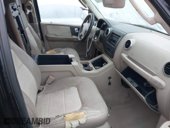2004 Ford Expedition Eddie Bauer with VIN 1FMRU17W14LB46838, listed as a IAAI auction lot 41154148 with 140,606 mi miles and . Bid and sale history available at DreamBid. Image 5.