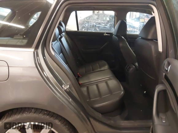 2014 Volkswagen Jetta SportWagen TDI w/Sunroof & Nav with VIN 3VWPL7AJ2EM627998, listed as a IAAI auction lot 41614718 with 134,203 mi miles. Bid and sale history available at carsss.com. Image 8.