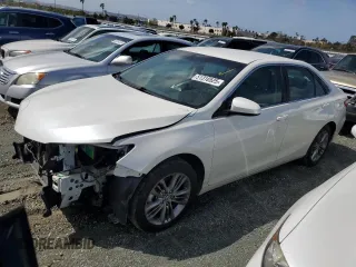 2017 Toyota Camry XLE with VIN 4T1BF1FK1HU393531, listed as a Copart auction lot 51310525 with 68,498 mi miles and Salvage Title. Bid and sale history available at carsss.com. Image 1.