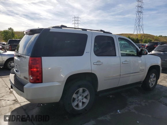2011 GMC Yukon SLT with VIN 1GKS2CE0XBR191328, listed as a Copart auction lot 72386084 with 241,725 mi miles and Salvage Title. Bid and sale history available at carsss.com. Image 3.