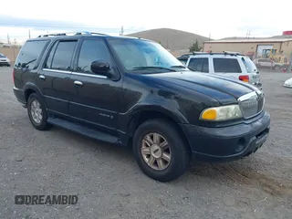2002 Lincoln Navigator z VIN 5LMFU28R62LJ14480, wystawiony jako IAAI lot #41858152 z przebiegiem 178 373 mil mil oraz . Historia ofert i sprzedaży dostępna na DreamBid. Obrazek 1.