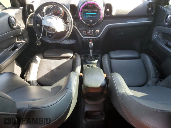 2019 MINI Countryman Cooper S with VIN WMZYT3C57K3J32709, listed as a Copart auction lot 83968914 with 87,969 mi miles and Non repairable. Bid and sale history available at DreamBid. Image 8.