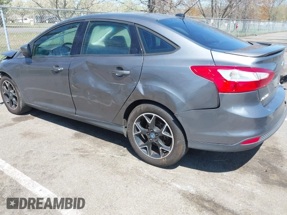 2012 Ford Focus SE with VIN 1FAHP3F25CL335319, listed as a IAAI auction lot 42079047 with 173,443 mi miles. Bid and sale history available at carsss.com. Image 3.