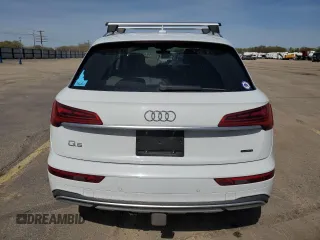 2021 Audi Q5 Premium Plus with VIN WA1BAAFYXM2051891, listed as a Copart auction lot 52320605 with 26,747 mi miles and Salvage Title. Bid and sale history available at carsss.com. Image 6.
