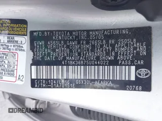 2005 Toyota Avalon XL z VIN 4T1BK36B75U044022, wystawiony jako IAAI lot #41330241 z przebiegiem 196 362 mil mil oraz . Historia ofert i sprzedaży dostępna na DreamBid. Obrazek 9.