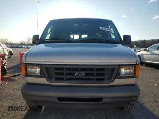 2004 Ford Econoline Cargo with VIN 1FTRE14W94HA14063, listed as a Copart auction lot 45966115 with 174,188 mi miles and Salvage Title. Bid and sale history available at carsss.com. Image 5.