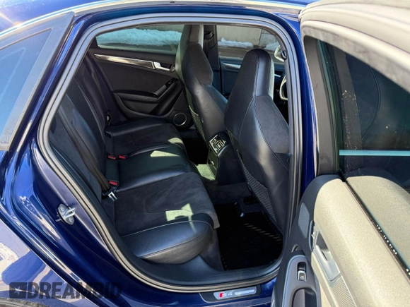 2014 Audi S4 Premium Plus z VIN WAUBGAFL1EA00570, wystawiony jako Copart lot #50995605 z przebiegiem 158 010 mil mil oraz Czysty tytuł • Clean title. Historia ofert i sprzedaży dostępna na DreamBid. Obrazek 6.