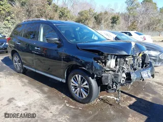 2019 Nissan Pathfinder S with VIN 5N1DR2MM2KC617509, listed as a IAAI auction lot 41320526 with 72,178 mi miles. Bid and sale history available at carsss.com. Image 1.