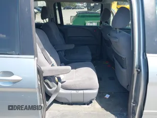 2007 Honda Odyssey EX with VIN 5FNRL38457B042912, listed as a IAAI auction lot 41992847 with 194,822 mi miles and . Bid and sale history available at DreamBid. Image 8.