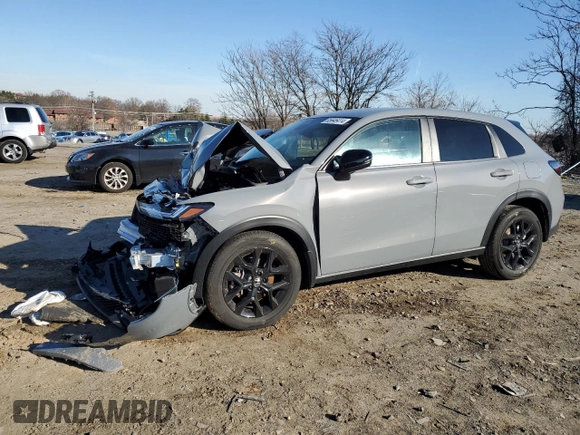2024 Honda HR-V Sport with VIN 3CZRZ2H56RM772452, listed as a Copart auction lot 85646414 with 8,848 mi miles and Salvage Title. Bid and sale history available at carsss.com. Image 1.