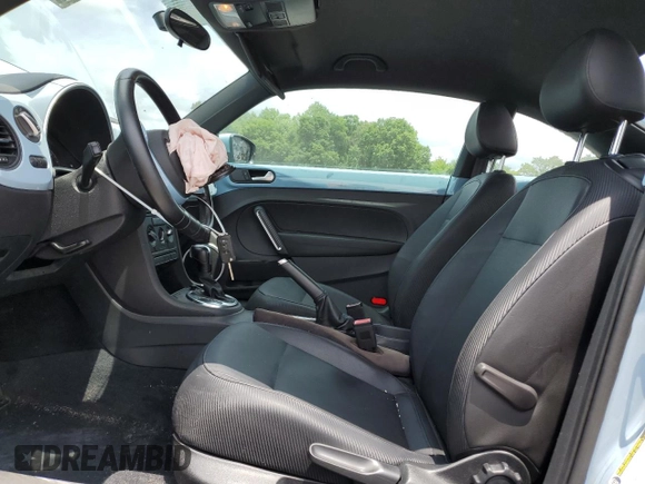 2012 Volkswagen Beetle 2.5L PZEV with VIN 3VWJP7AT1CM652044, listed as a Copart auction lot 60855665 with 49,481 mi miles and Clean title. Bid and sale history available at DreamBid. Image 7.