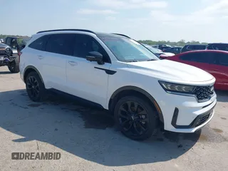 2022 Kia Sorento SX with VIN 5XYRK4LF1NG078345, listed as a IAAI auction lot 42016359 with 102,856 mi miles and . Bid and sale history available at DreamBid. Image 1.