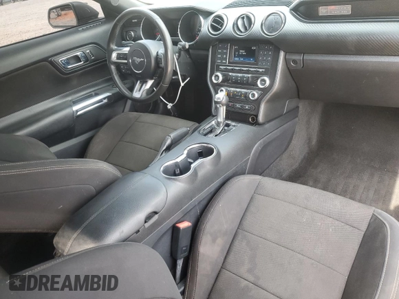 2016 Ford Mustang V6 с VIN 1FA6P8AM7G5207803, выставлен на аукционе Copart как лот 57839005 с пробегом 153 573 миль миль и Списание • Salvage title. История ставок и продаж доступна на DreamBid. Изображение 8.
