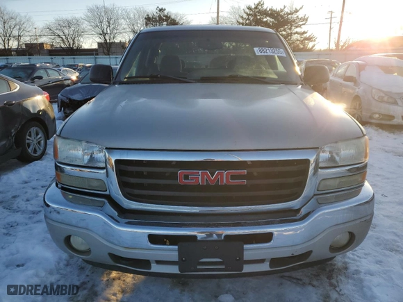 2006 GMC Sierra 1500 SLE1 with VIN 1GTEK19B66Z209712, listed as a Copart auction lot 88213255 with 237,760 mi miles and Clean Title. Bid and sale history available at carsss.com. Image 5.