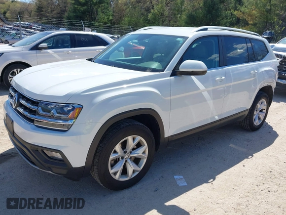 2018 Volkswagen Atlas SE with VIN 1V2KR2CAXJC586848, listed as a IAAI auction lot 42200959 with 96,336 mi miles and . Bid and sale history available at DreamBid. Image 21.