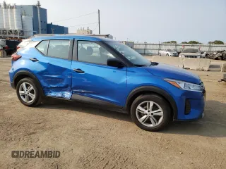 2022 Nissan Kicks S with VIN 3N1CP5BV9NL502811, listed as a Copart auction lot 70958704 with 42,814 mi miles and Salvage Title. Bid and sale history available at carsss.com. Image 4.