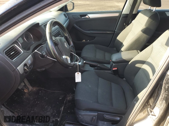 2013 Volkswagen Jetta Comfortline with VIN 3VWDL7AJ1DM423856, listed as a Copart auction lot 48289795 with 240,599 mi miles and Salvage title. Bid and sale history available at DreamBid. Image 7.