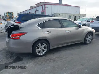 2013 Nissan Altima S with VIN 1N4AL3AP7DN457752, listed as a IAAI auction lot 42071638 with 114,922 mi miles and . Bid and sale history available at DreamBid. Image 13.