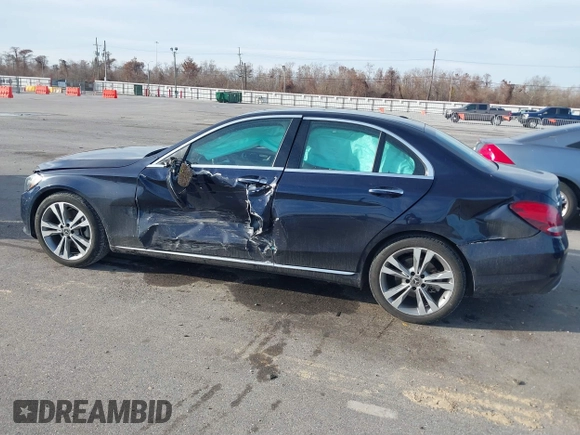 2018 Mercedes-Benz C 300 with VIN 55SWF4JB3JU270762, listed as a IAAI auction lot 41443175 with 76,853 mi miles and . Bid and sale history available at carsss.com. Image 14.