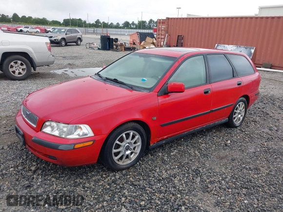 2001 Volvo V40 с VIN YV1VW295X1F632284, выставлен на аукционе IAAI как лот 42426338 с пробегом 161 048 миль миль и . История ставок и продаж доступна на DreamBid. Изображение 2.