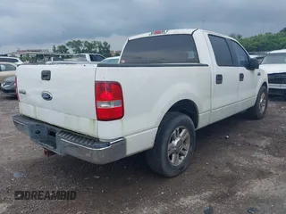 2004 Ford F-150 XLT z VIN 1FTRW12W14KB01667, wystawiony jako IAAI lot #42451052 z przebiegiem 260 719 mil mil oraz . Historia ofert i sprzedaży dostępna na DreamBid. Obrazek 4.