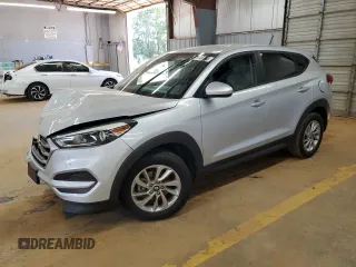 2017 Hyundai Tucson SE z VIN KM8J23A40HU380961, wystawiony jako Copart lot #58045305 z przebiegiem Nie podano mil oraz Szkoda całkowita • Salvage title. Historia ofert i sprzedaży dostępna na DreamBid. Obrazek 1.