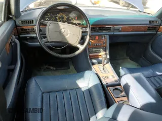 1986 Mercedes-Benz 560 with VIN WDBCA39DXGA234294, listed as a Copart auction lot 45984235 with 90,933 mi miles and Clean Title. Bid and sale history available at DreamBid. Image 8.