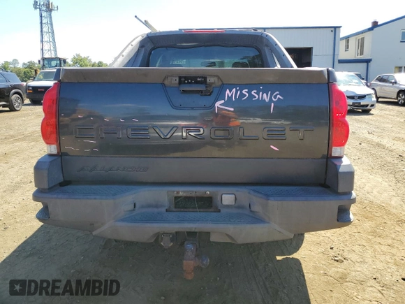 2004 Chevrolet Avalanche Z71 with VIN 3GNEK12T64G333096, listed as a Copart auction lot 70452624 with 0 mi miles and Salvage Title. Bid and sale history available at carsss.com. Image 6.