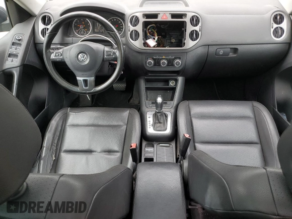 2011 Volkswagen Tiguan SE with VIN WVGBV7AX8BW523969, listed as a Copart auction lot 52463575 with 142,209 mi miles and Clean Title. Bid and sale history available at DreamBid. Image 8.