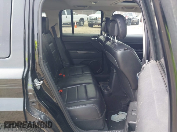 2010 Jeep Patriot Limited with VIN 1J4NF4GB7AD503841, listed as a IAAI auction lot 41992088 with 163,575 mi miles and . Bid and sale history available at carsss.com. Image 8.