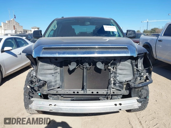2018 Toyota Tundra 2WD SR5 with VIN 5TFEM5F10JX133762, listed as a IAAI auction lot 41411166 with 80,310 mi miles. Bid and sale history available at carsss.com. Image 13.