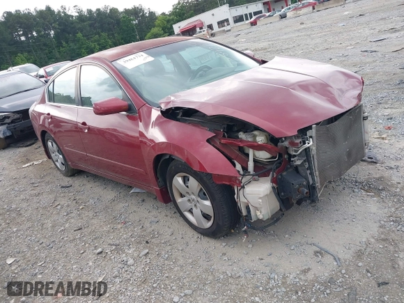 2007 Nissan Altima 2.5 with VIN 1N4AL21E37C128426, listed as a IAAI auction lot 39461734 with 228,067 mi miles. Bid and sale history available at carsss.com. Image 1.