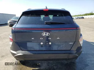 2025 Hyundai Kona SEL with VIN KM8HBCAB3SU215216, listed as a Copart auction lot 54931705 with 13,424 mi miles and Clean Title. Bid and sale history available at carsss.com. Image 6.