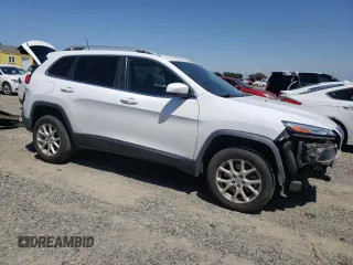 2017 Jeep Cherokee Latitude with VIN 1C4PJMCS7HW625424, listed as a Copart auction lot 54624375 with 79,400 mi miles and Salvage Title. Bid and sale history available at carsss.com. Image 4.