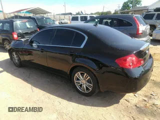 2015 Infiniti Q40 with VIN JN1CV6AP2FM501201, listed as a IAAI auction lot 42139939 with 188,168 mi miles. Bid and sale history available at carsss.com. Image 3.