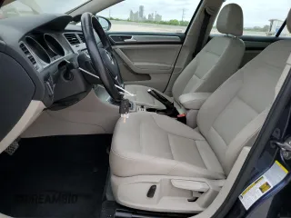 2015 Volkswagen Golf TSI S z VIN 3VW217AU3FM095723, wystawiony jako Copart lot #52526865 z przebiegiem 71 342 mil mil oraz Szkoda całkowita • Salvage title. Historia ofert i sprzedaży dostępna na DreamBid. Obrazek 7.