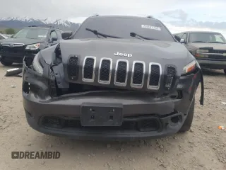 2016 Jeep Cherokee Latitude with VIN 1C4PJMCBXGW279626, listed as a Copart auction lot 54487735 with 108,294 mi miles and Clean Title. Bid and sale history available at carsss.com. Image 5.