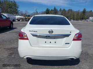2013 Nissan Altima 2.5 SL with VIN 1N4AL3AP6DN513695, listed as a IAAI auction lot 41933132 with 183,366 mi miles. Bid and sale history available at carsss.com. Image 12.