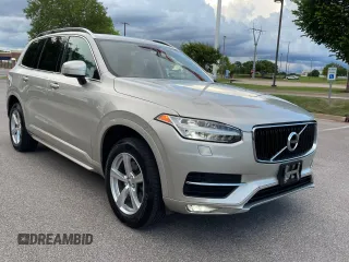 2016 Volvo XC90 T5 Momentum z VIN YV4102KK3G1080894, wystawiony jako Copart lot #56433025 z przebiegiem 194 607 mil mil oraz Czysty tytuł • Clean title. Historia ofert i sprzedaży dostępna na DreamBid. Obrazek 1.