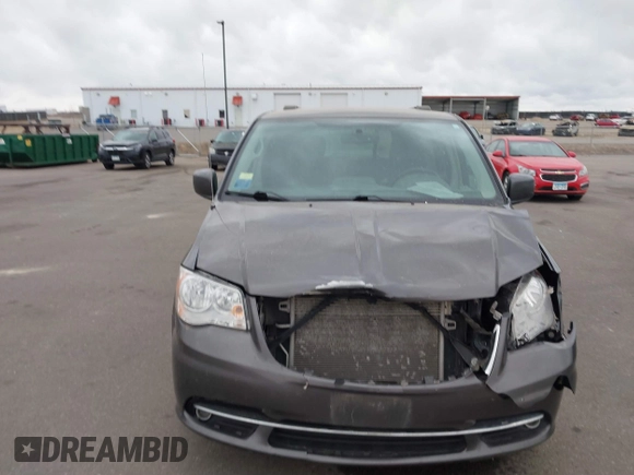 2016 Chrysler Town & Country Touring with VIN 2C4RC1BG3GR280270, listed as a IAAI auction lot 41837563 with 177,376 mi miles. Bid and sale history available at carsss.com. Image 12.