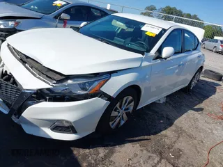 2019 Nissan Altima S with VIN 1N4BL4BVXKC155016, listed as a IAAI auction lot 41980978 with 97,688 mi miles and . Bid and sale history available at carsss.com. Image 17.
