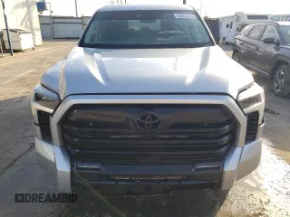 2022 Toyota Tundra 2WD SR5 with VIN 5TFLA5AB8NX015349, listed as a Copart auction lot 43063425 with 34,977 mi miles and Salvage Title. Bid and sale history available at carsss.com. Image 5.