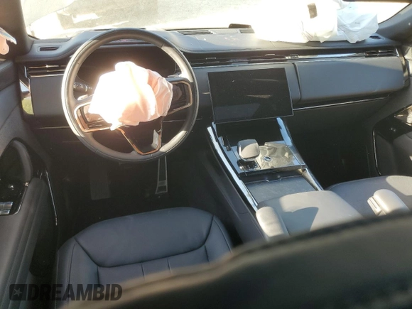 2025 Land Rover Range Rover Sport with VIN SAL1L9E95SA431110, listed as a Copart auction lot 53675905 with Not provided miles and Salvage title. Bid and sale history available at DreamBid. Image 8.